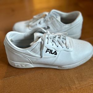Fila Original Women’s Fitness shoes Sz 9.0 - White/Black 5VF 80165-112